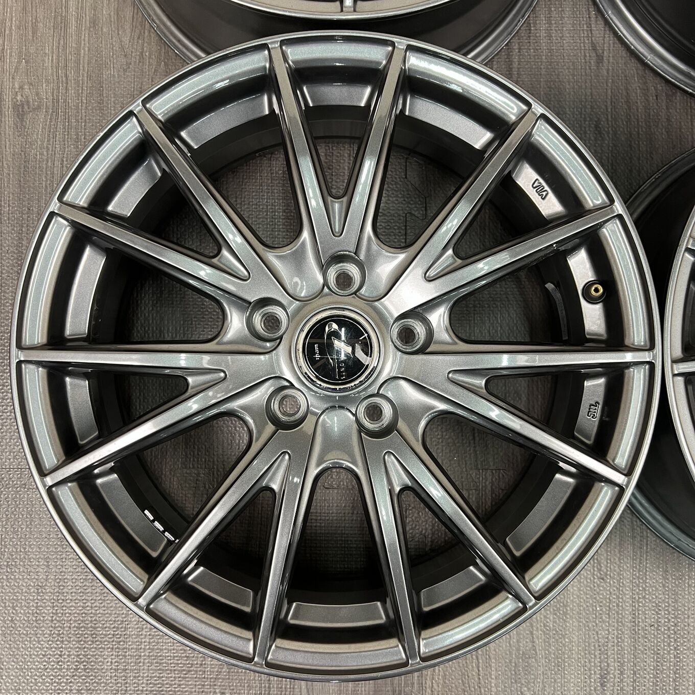 VELVA SPORT R17 7J ET47 5x114.3, фото 2