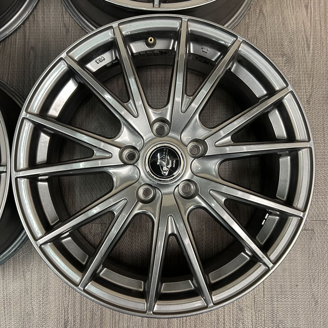 VELVA SPORT R17 7J ET47 5x114.3, фото 3