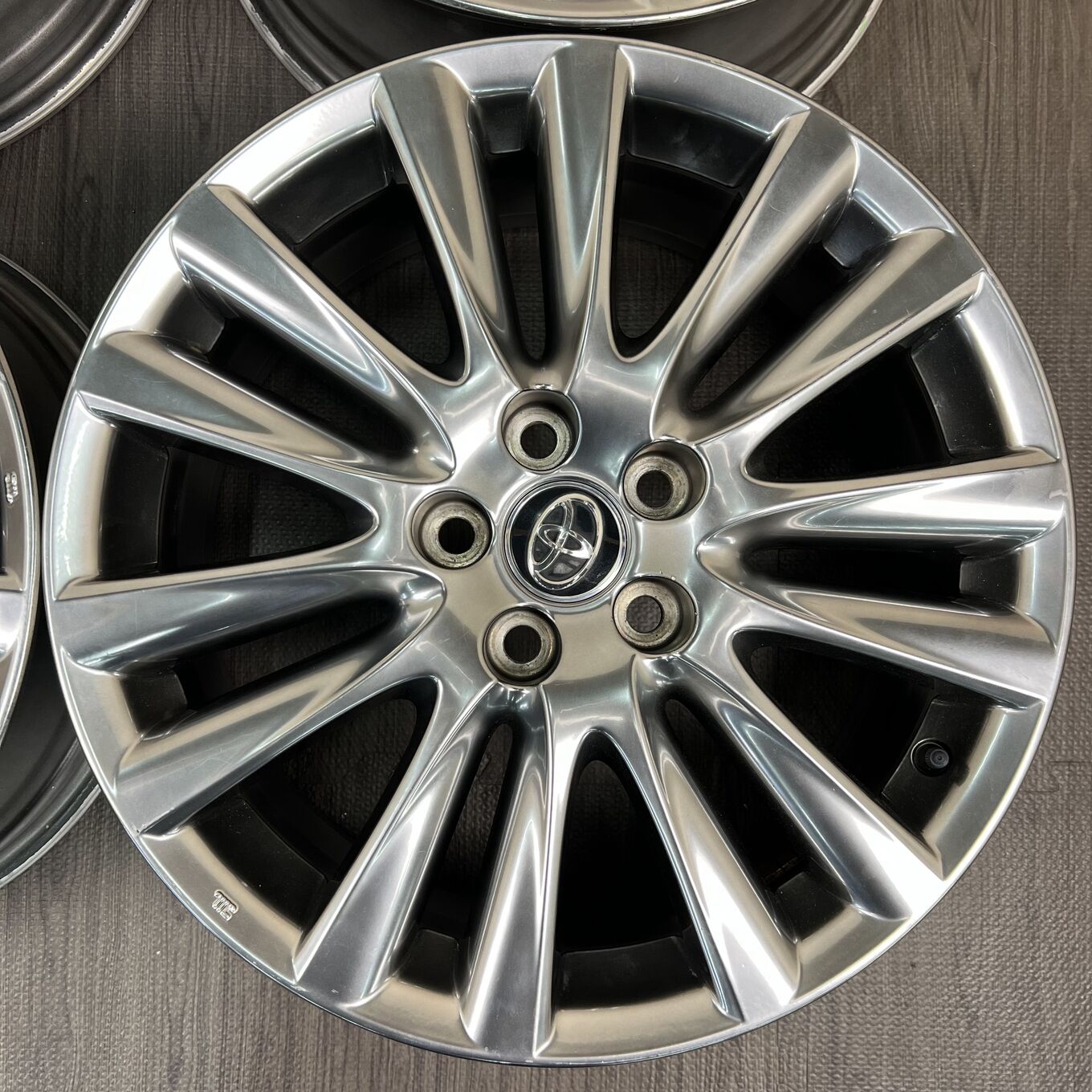 Toyo HARRIER 60 R18 7.5J ET45 5x114.3, фото 3