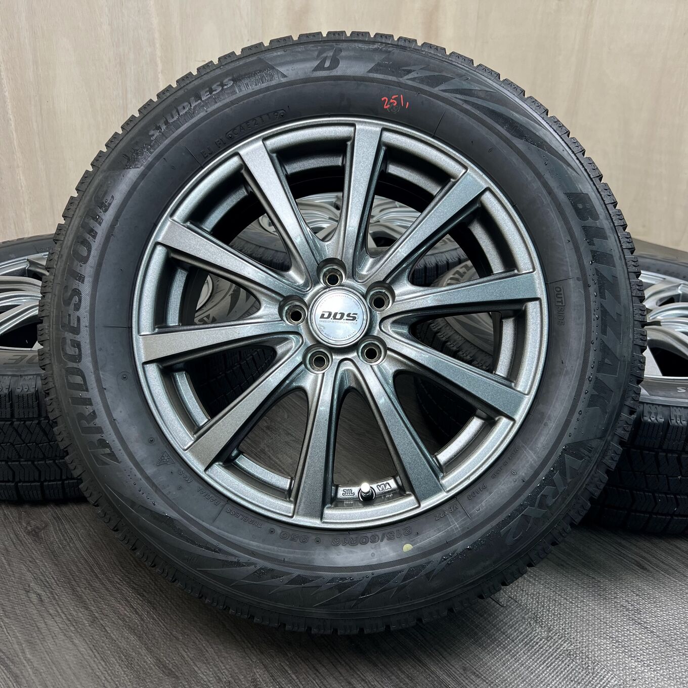R16 6.5J ET45 5x100 DOS 251 — 25 400 ¥/комплект