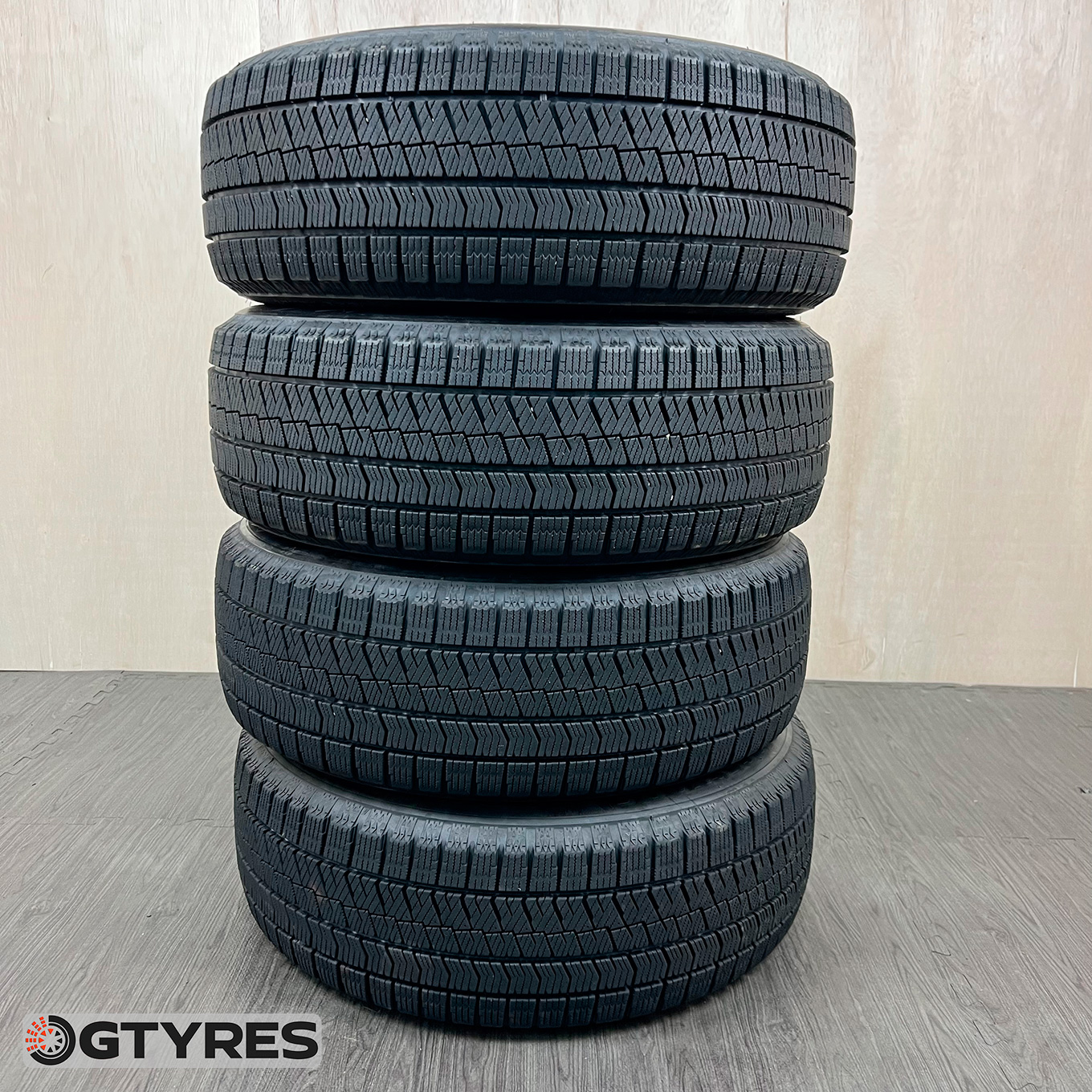Bridgestone BLIZZAK VRX2 215/60 R16, фото 3