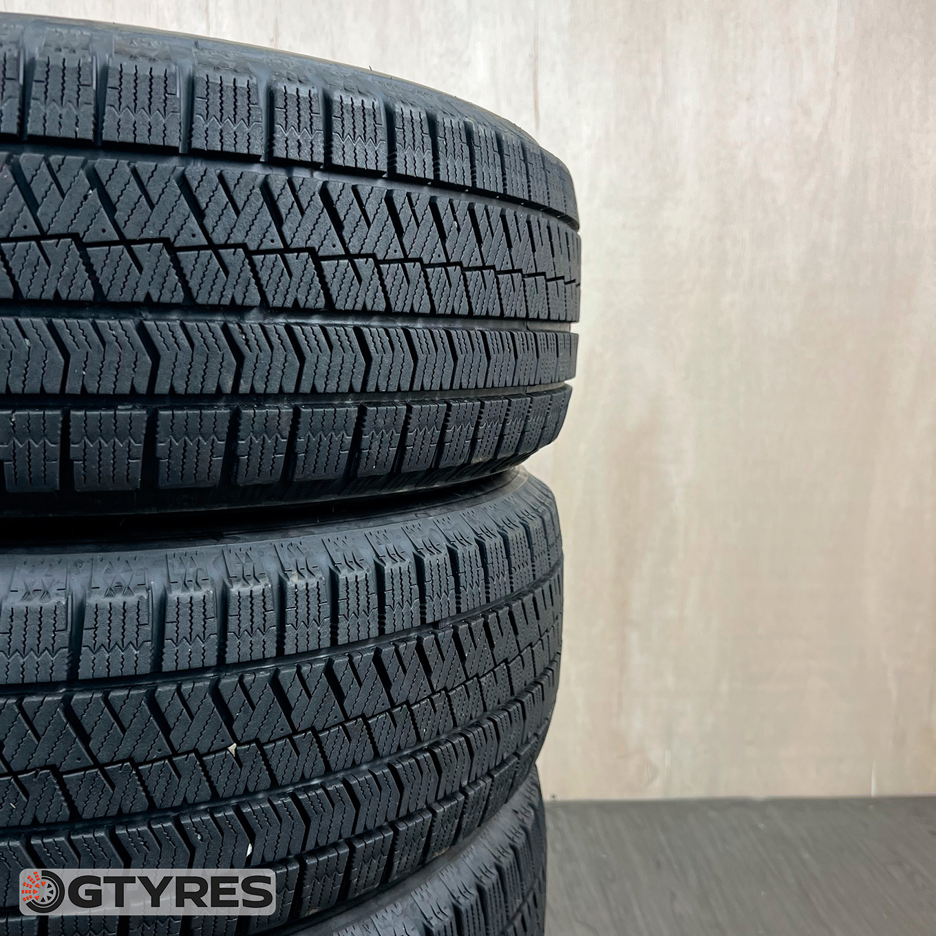 Bridgestone BLIZZAK VRX2 215/60 R16, фото 4