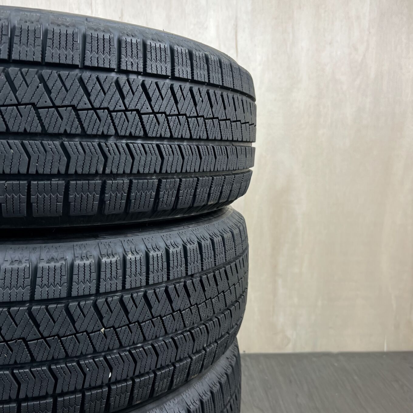 Bridgestone BLIZZAK VRX2 215/60 R16, фото 6