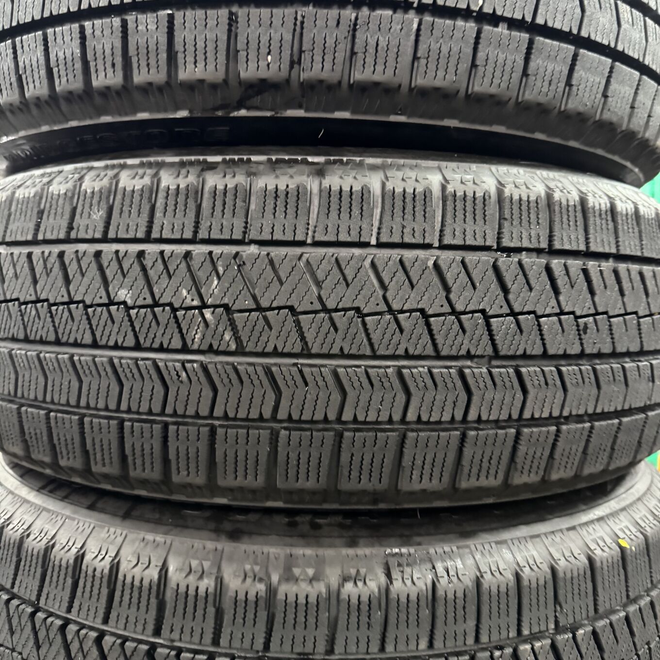 Bridgestone BLIZZAK VRX2 195/60 R16, фото 4