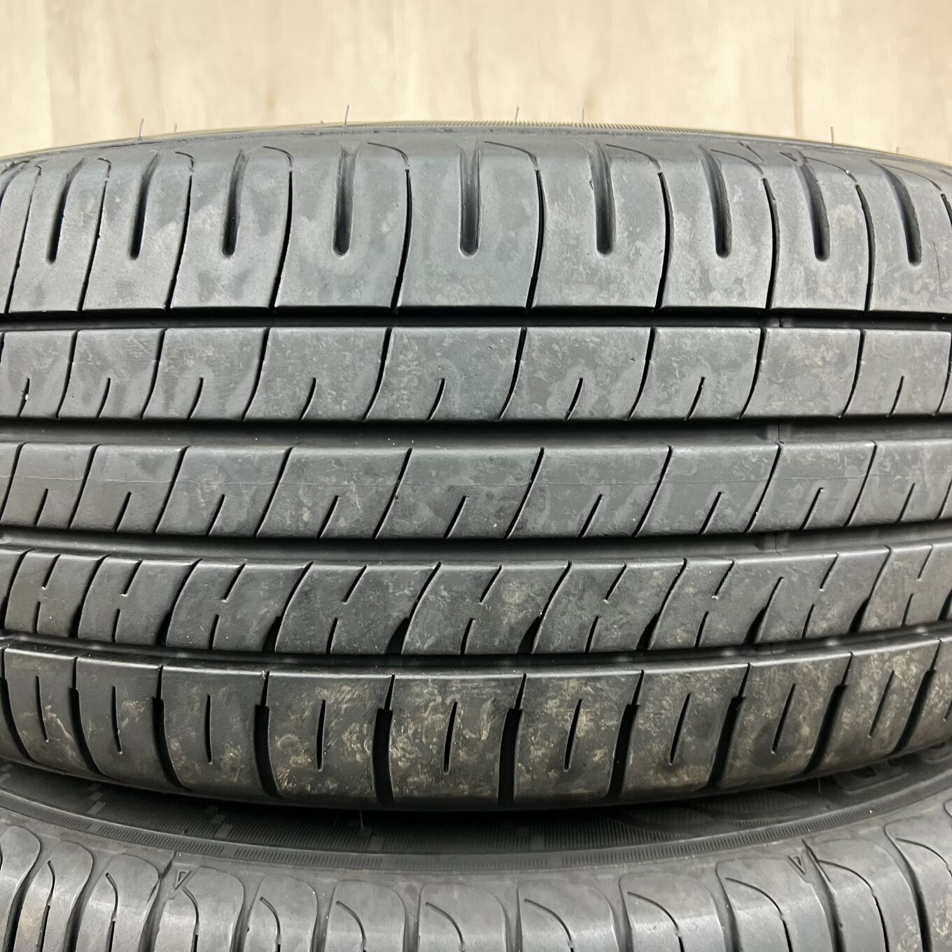 Dunlop ENASAVE EC204 215/60 R16, фото 2