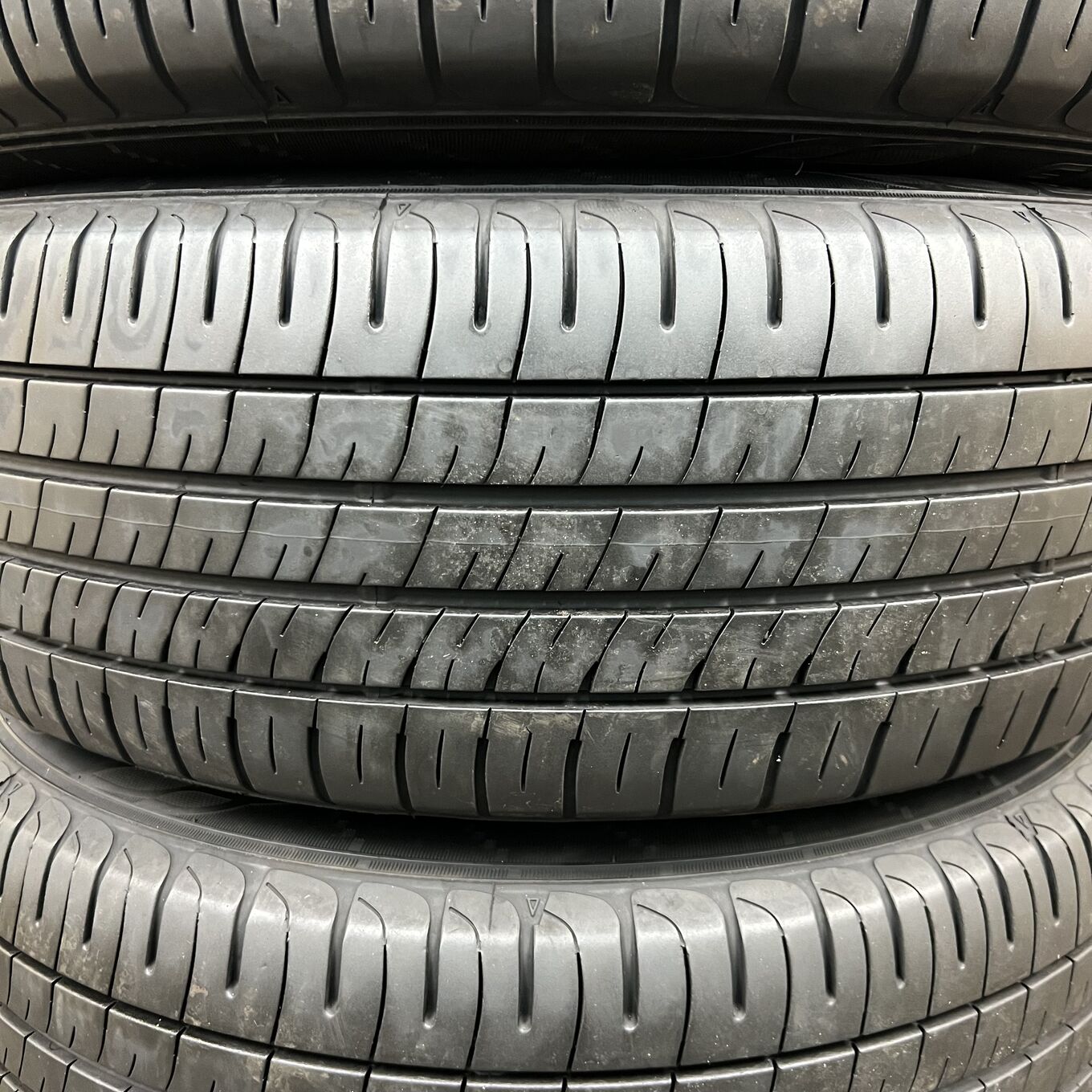 Dunlop ENASAVE EC204 215/60 R16, фото 4