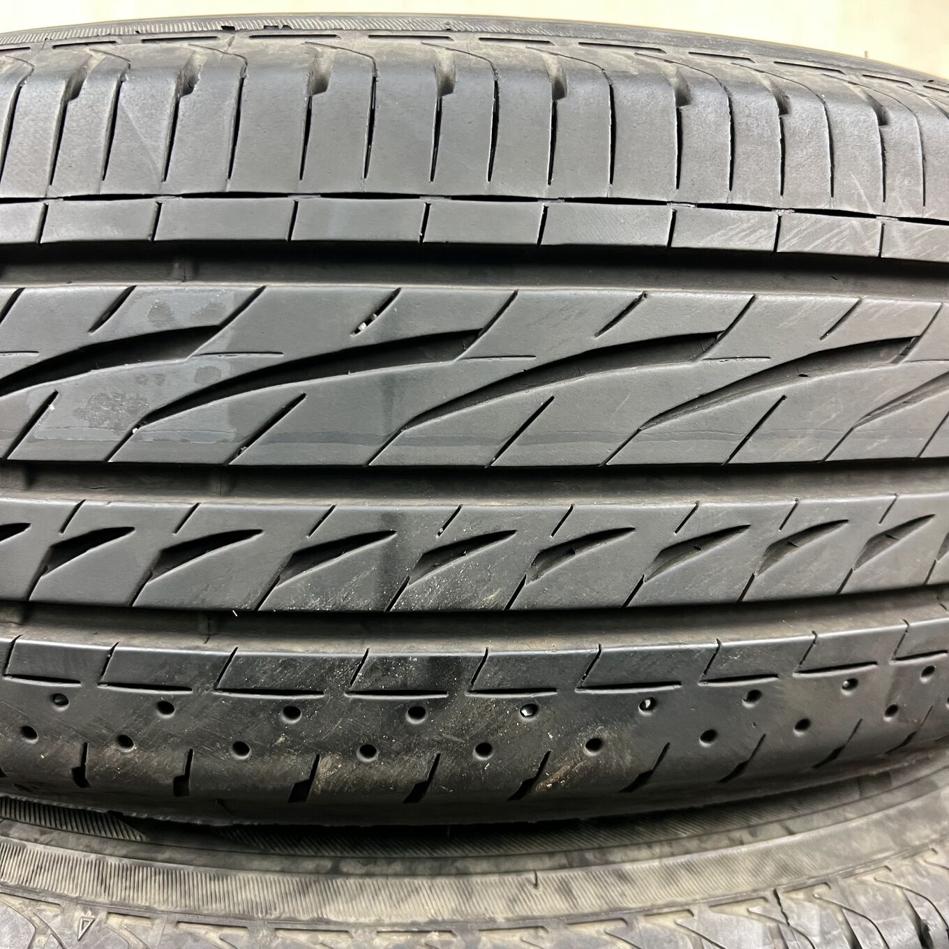 Bridgestone REGNO GRV2 215/65 R16, фото 2