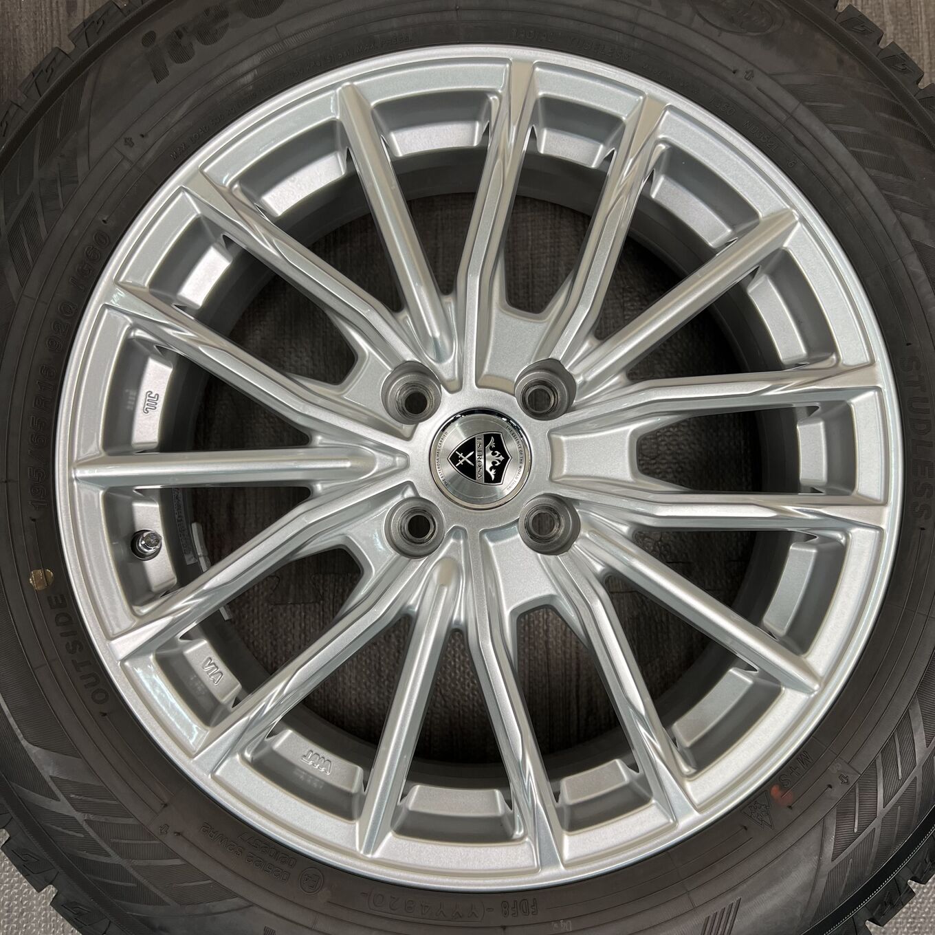 Yokohama ICE GUARD IG60 195/65 R16, фото 3