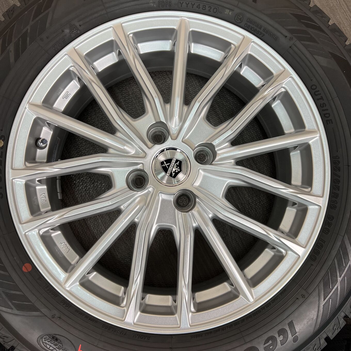 Yokohama ICE GUARD IG60 195/65 R16, фото 4