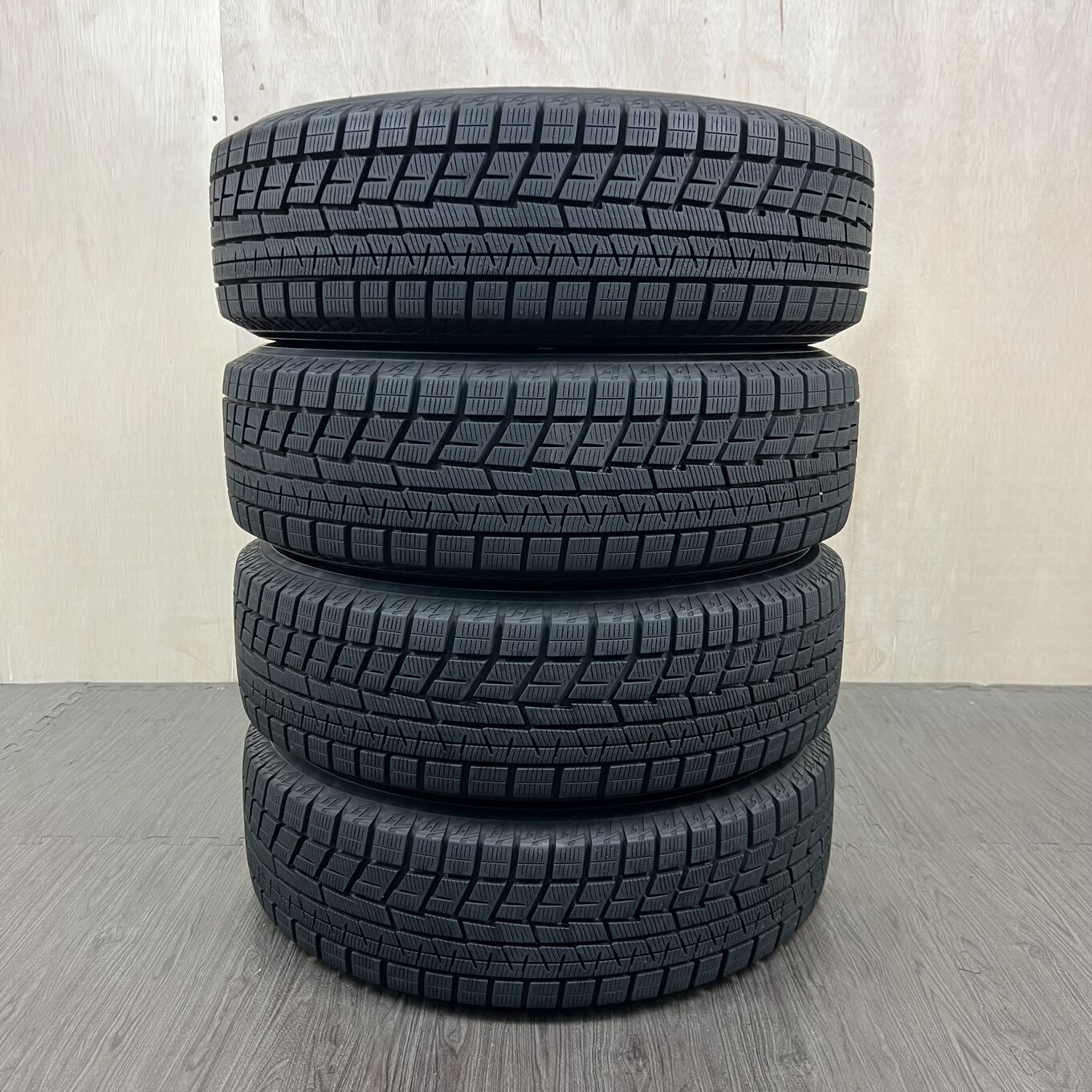 195/65 R16 Yokohama ICE GUARD IG60 — 16 900 ¥/комплект