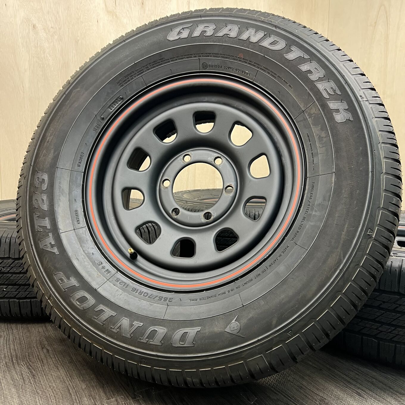 R16 7J ET30 6x139.7 — 16 900 ¥/комплект