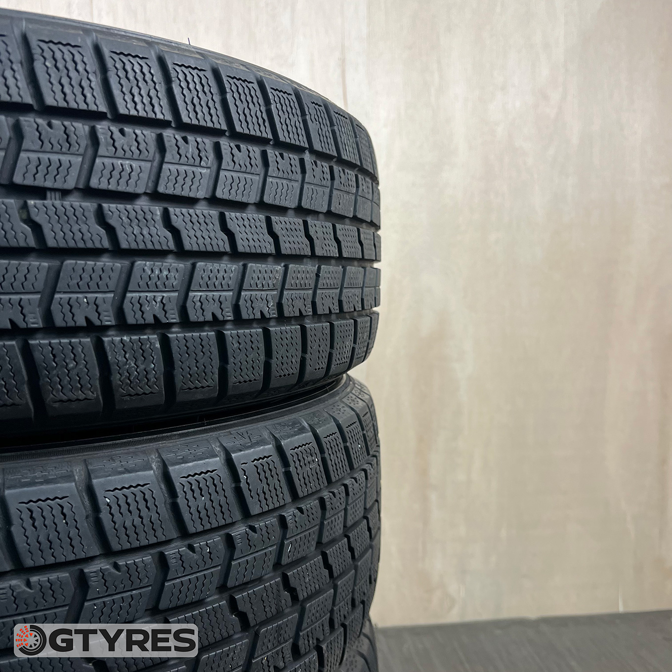 Goodyear ICE NAVI 7 215/50 R17, фото 4