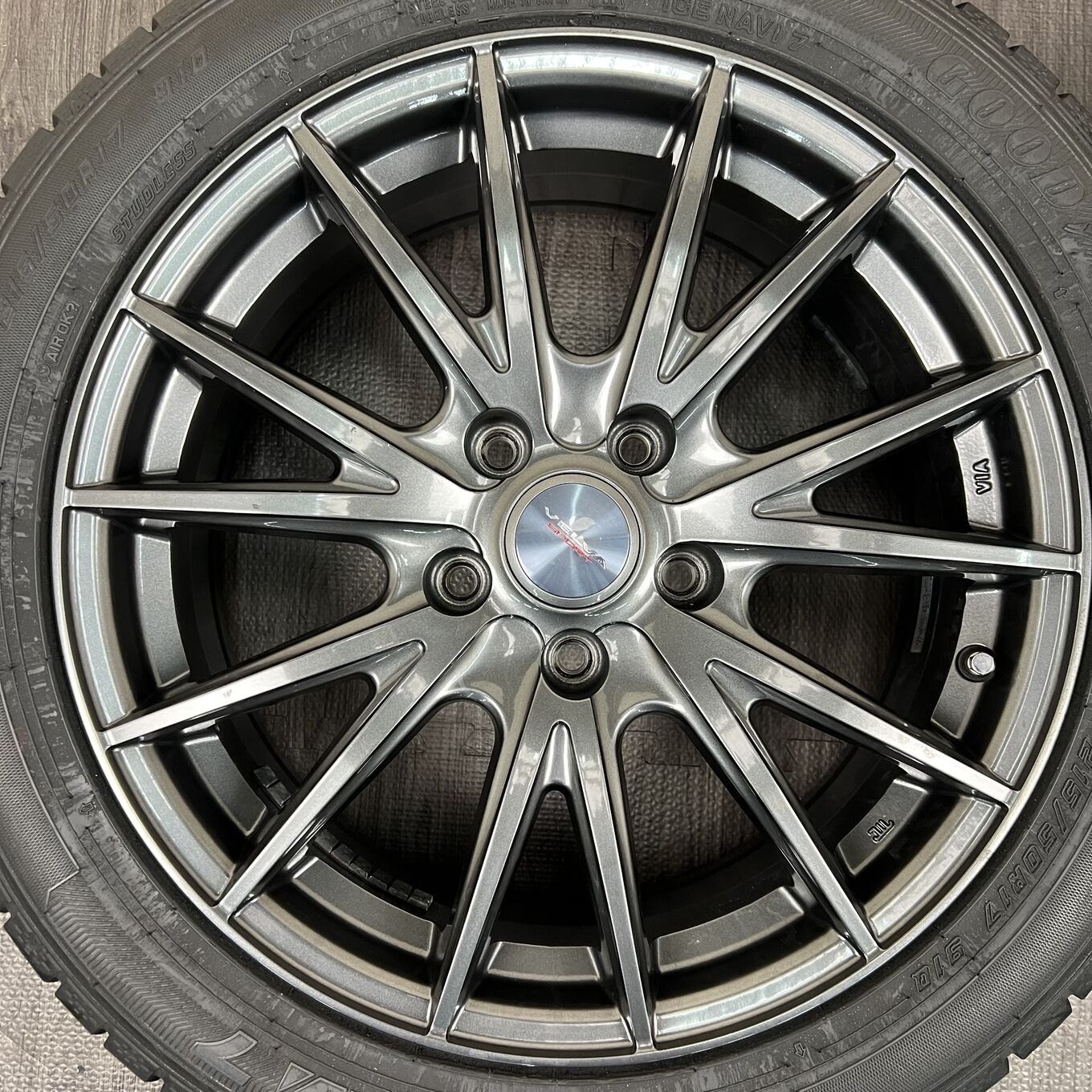 Goodyear VELVA SPORT 215/50 R17, фото 2