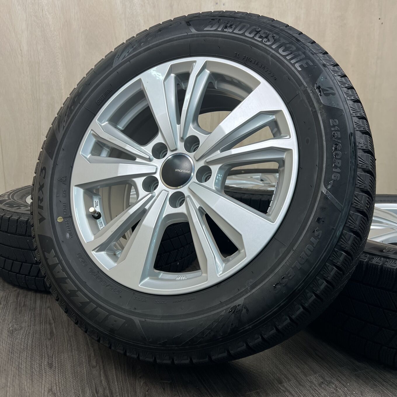 R16 6.5J ET35 5x112 — 22 400 ¥/комплект