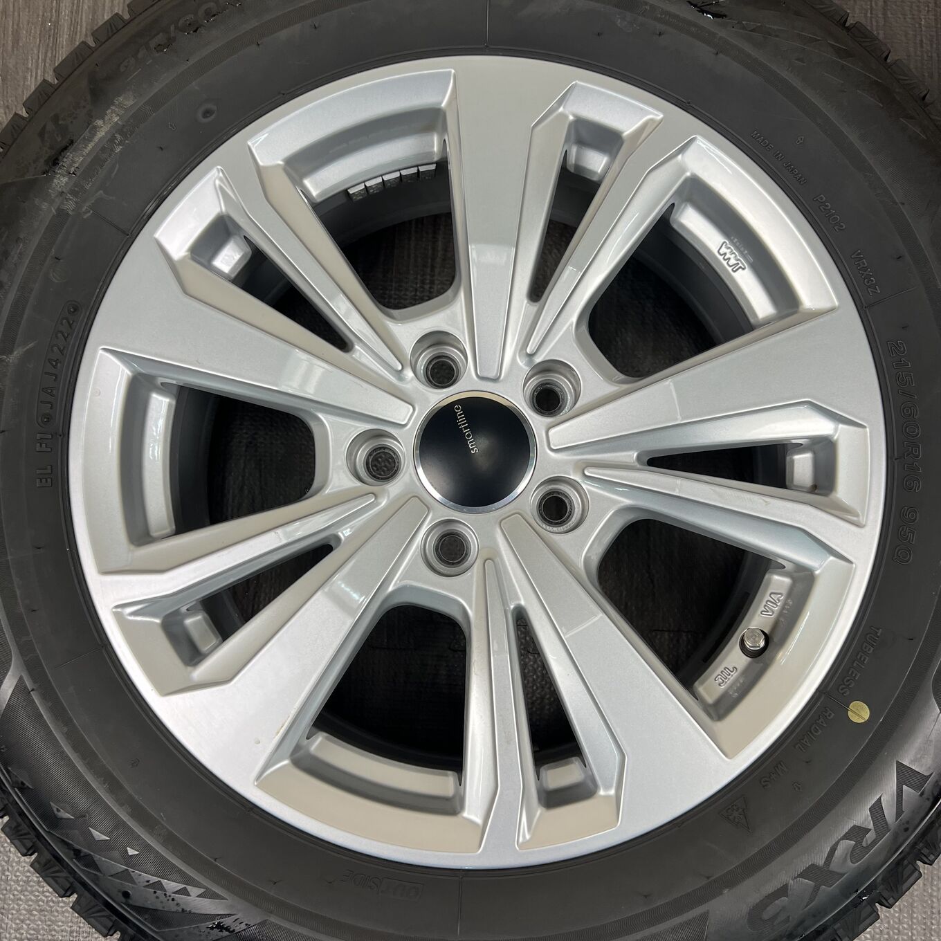 Bridgestone BLIZZAK VRX3 215/60 R16, фото 2
