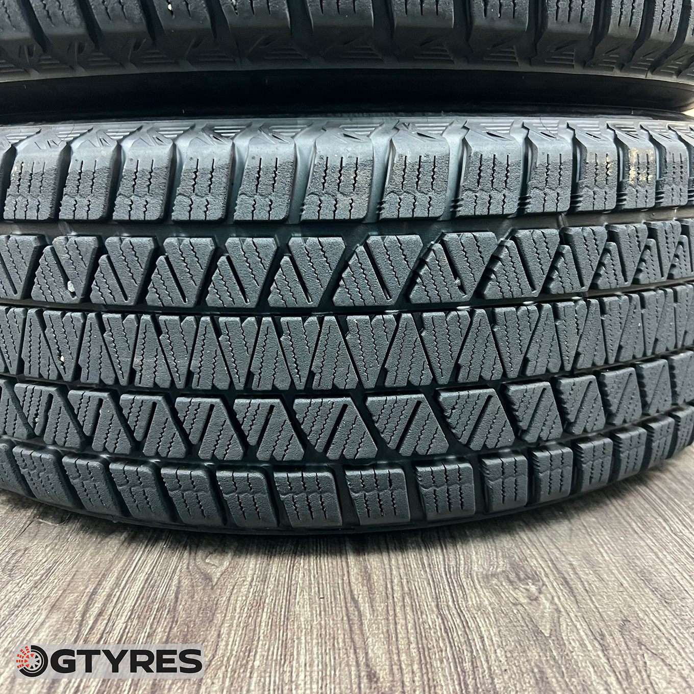 Bridgestone BLIZZAK DM-V3 225/60 R17, фото 2