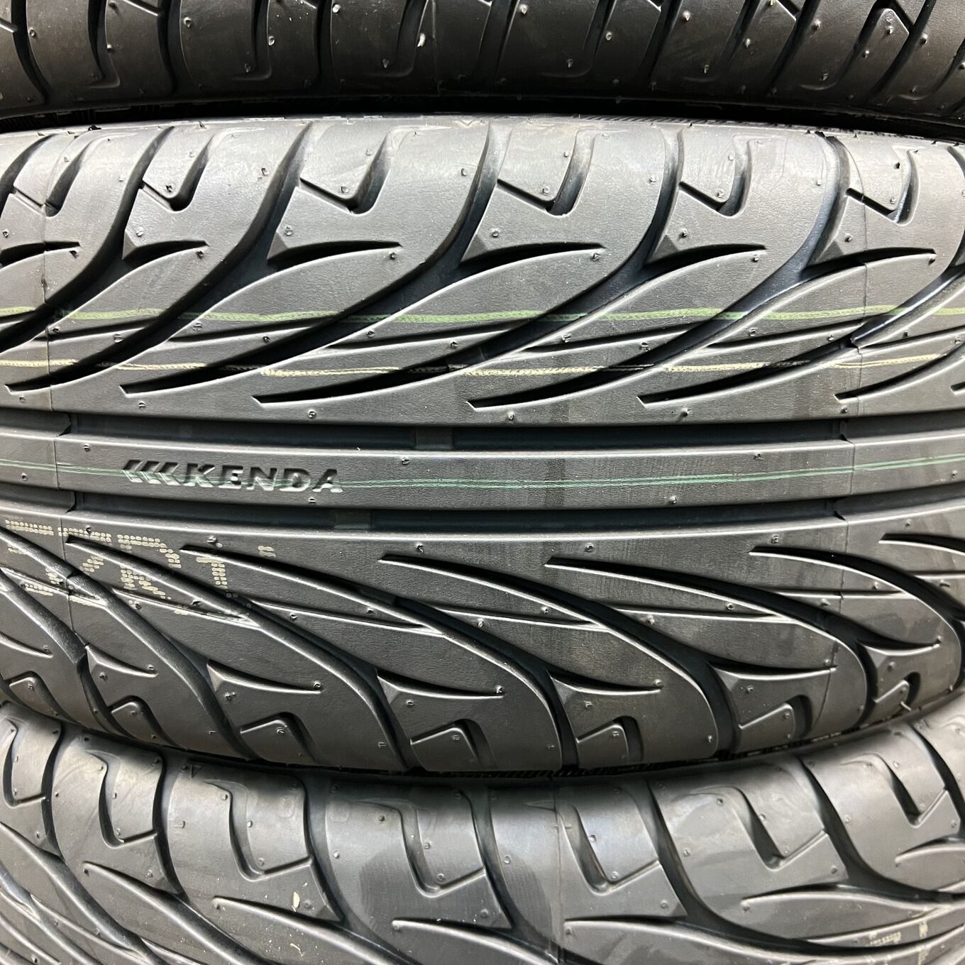 Kenda KAISER KR20 205/45 R17, фото 4