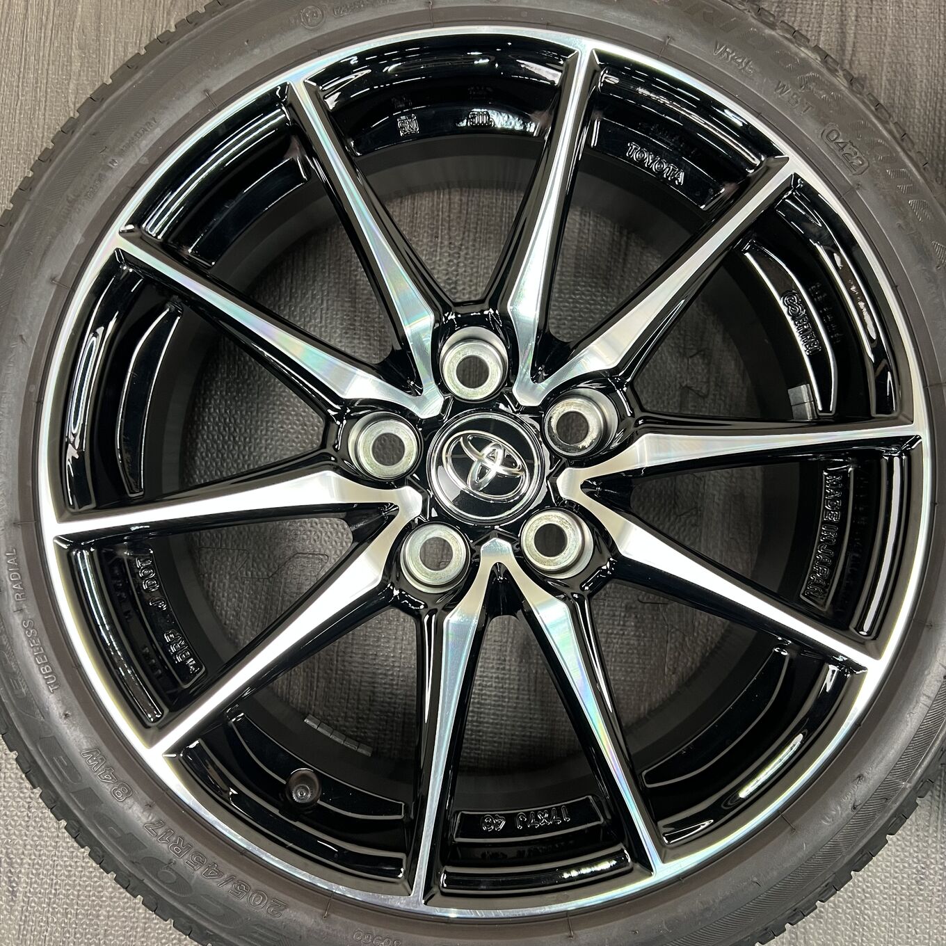 Bridgestone YARIS GR 205/45 R17, фото 2