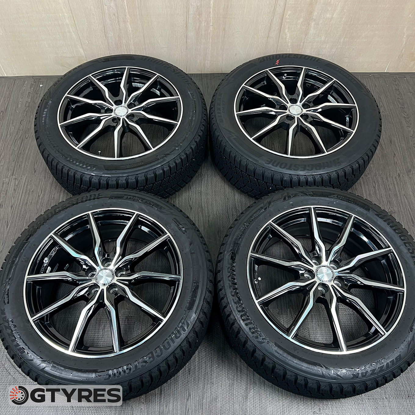 225/55 RF18 Bridgestone BLIZZAK DM-V3 — 38 400 ¥/комплект