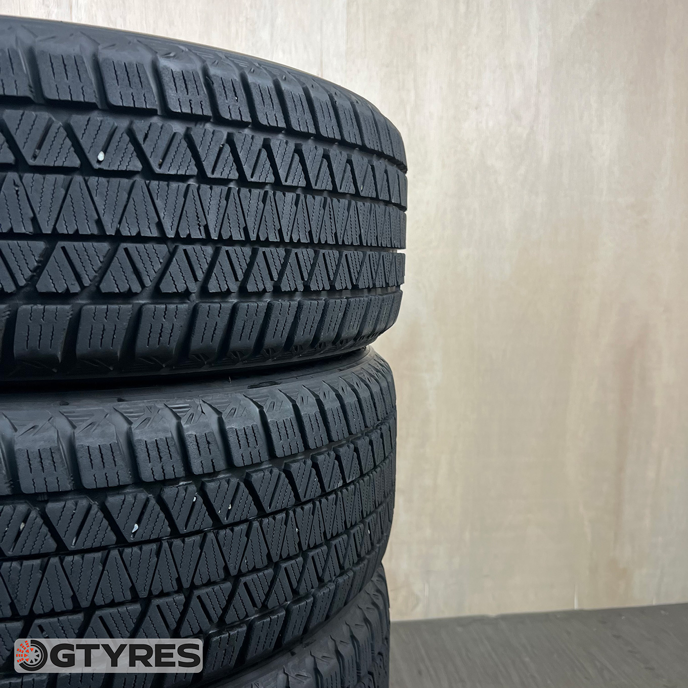 Bridgestone BLIZZAK DM-V3 225/55 RF18, фото 4