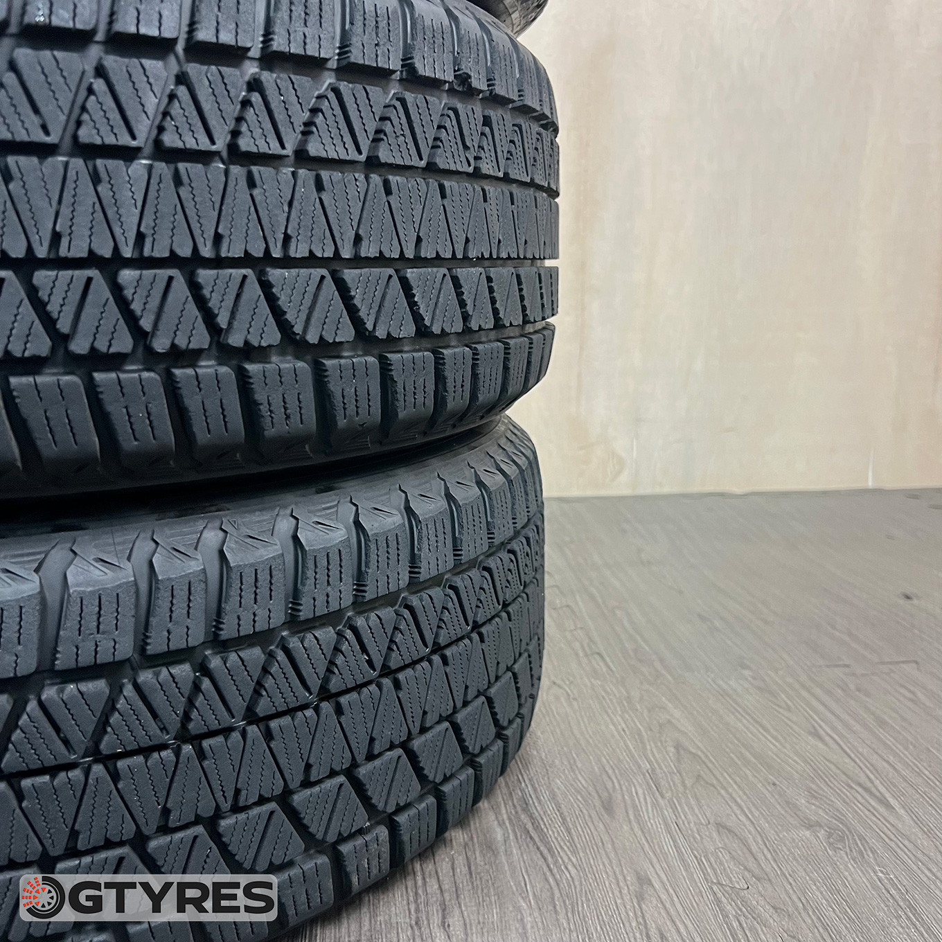 Bridgestone BLIZZAK DM-V3 225/55 RF18, фото 5