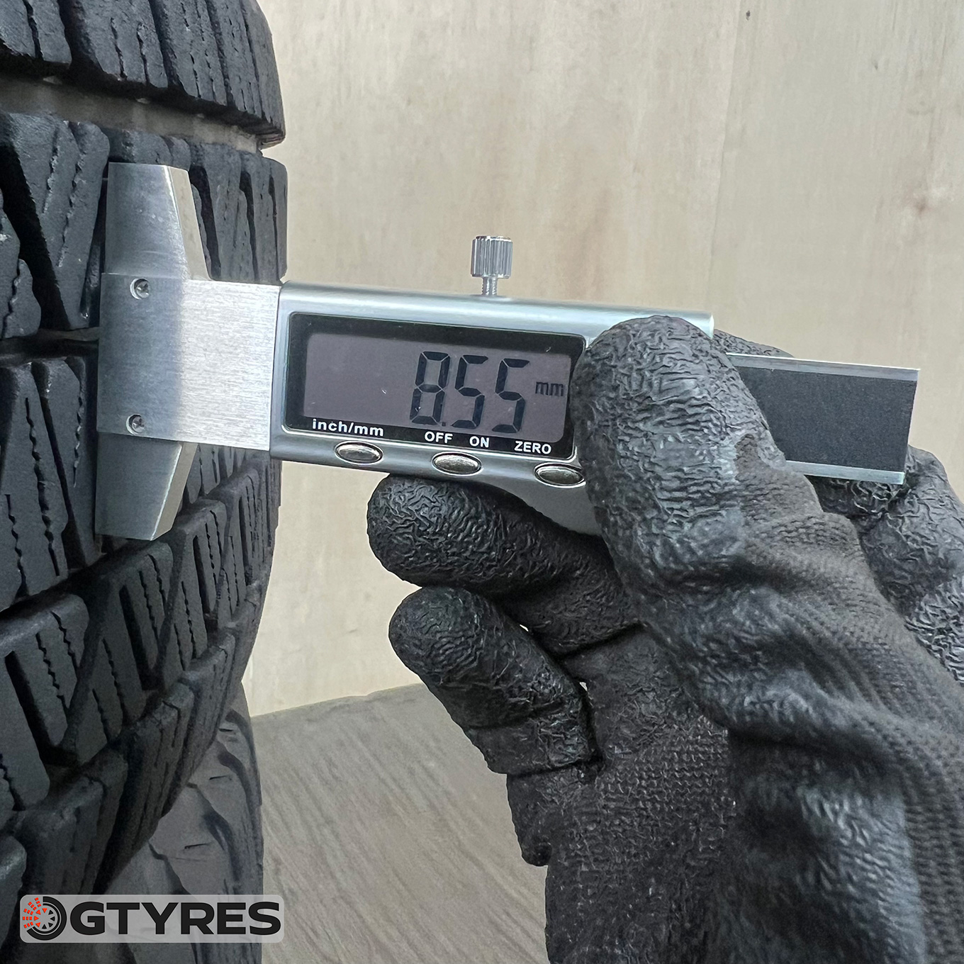 Bridgestone BLIZZAK DM-V3 225/55 RF18, фото 6