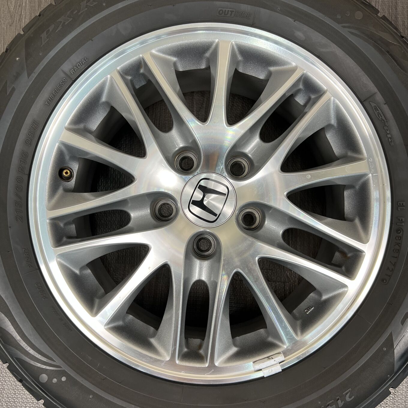 Bridgestone ODYSSEY 215/60 R16, фото 2