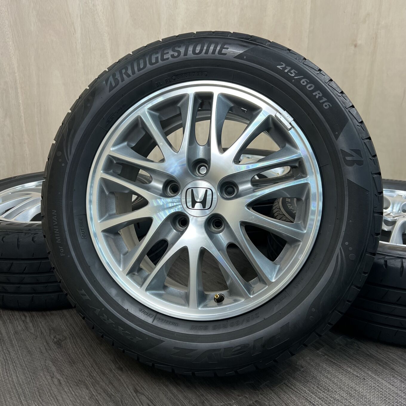 Bridgestone ODYSSEY 215/60 R16, фото 6