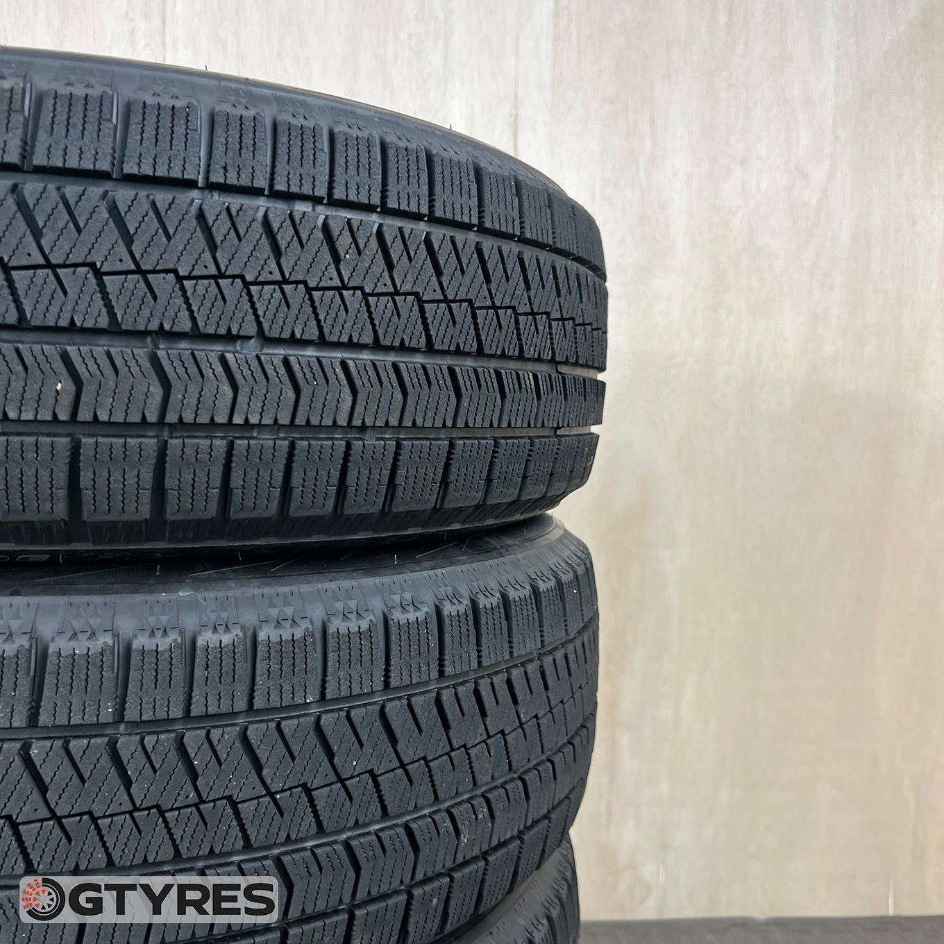 Bridgestone BLIZZAK VRX2 215/60 R17, фото 4