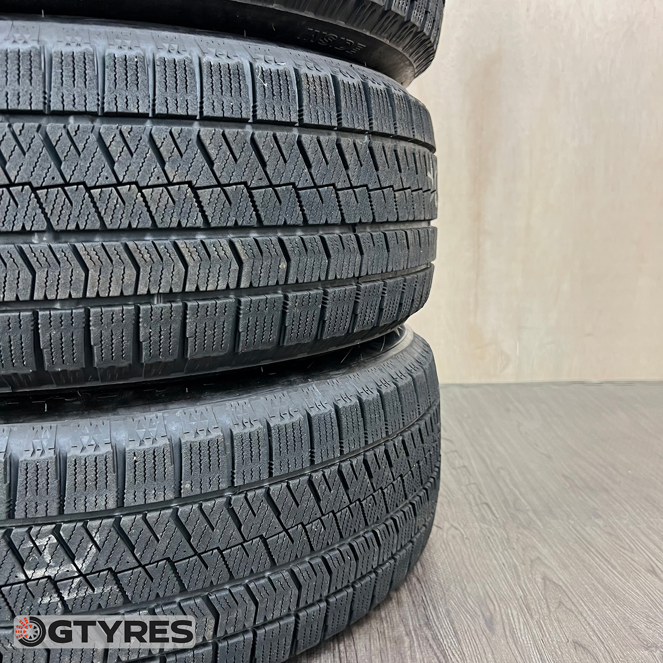Bridgestone BLIZZAK VRX2 215/60 R17, фото 5