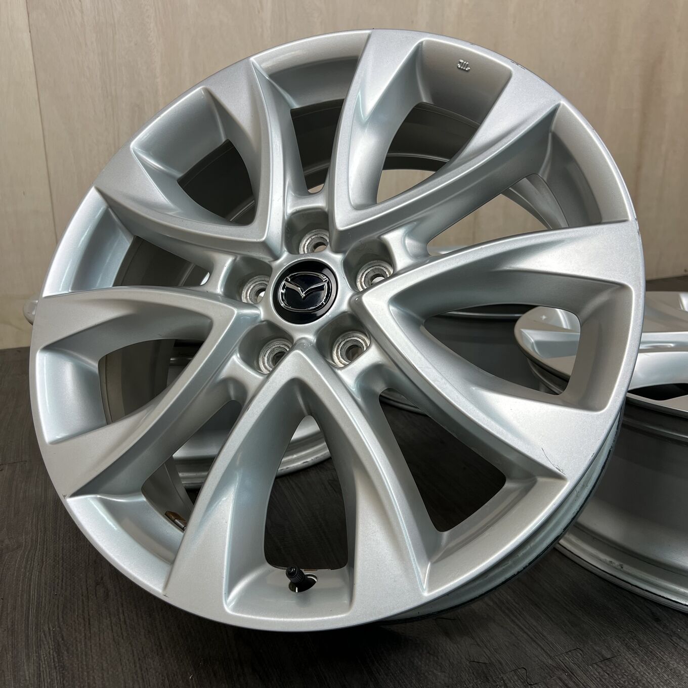 R19 7J ET50 5x114.3 CX-5 — 50 600 ¥/комплект