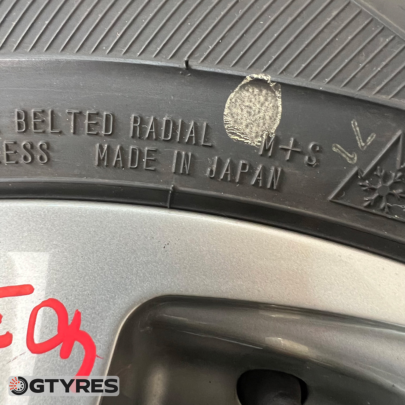 Goodyear ICE NAVI 6 205/60 R16, фото 4