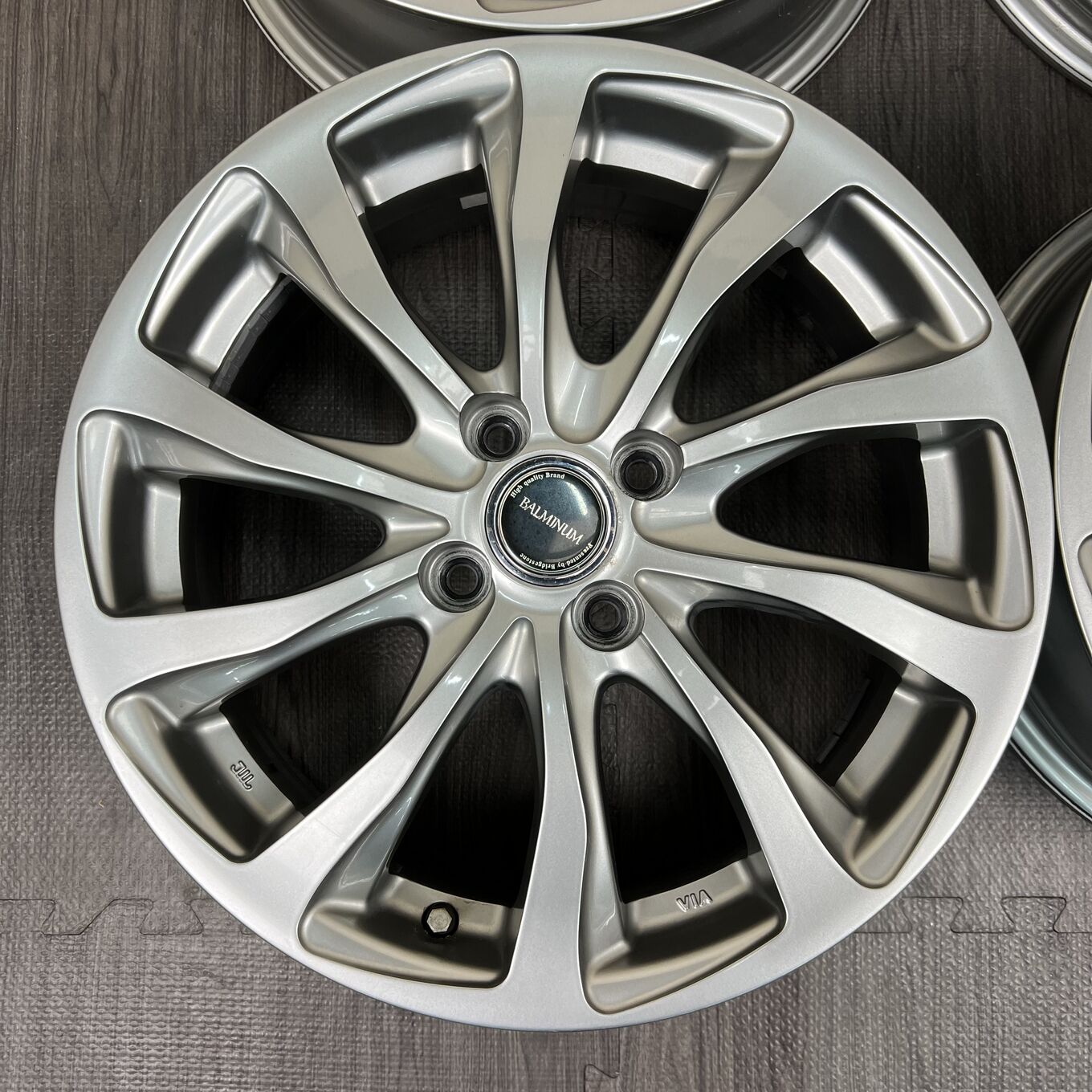 Goodyear BALMINUM TR-10 205/60 R16, фото 2