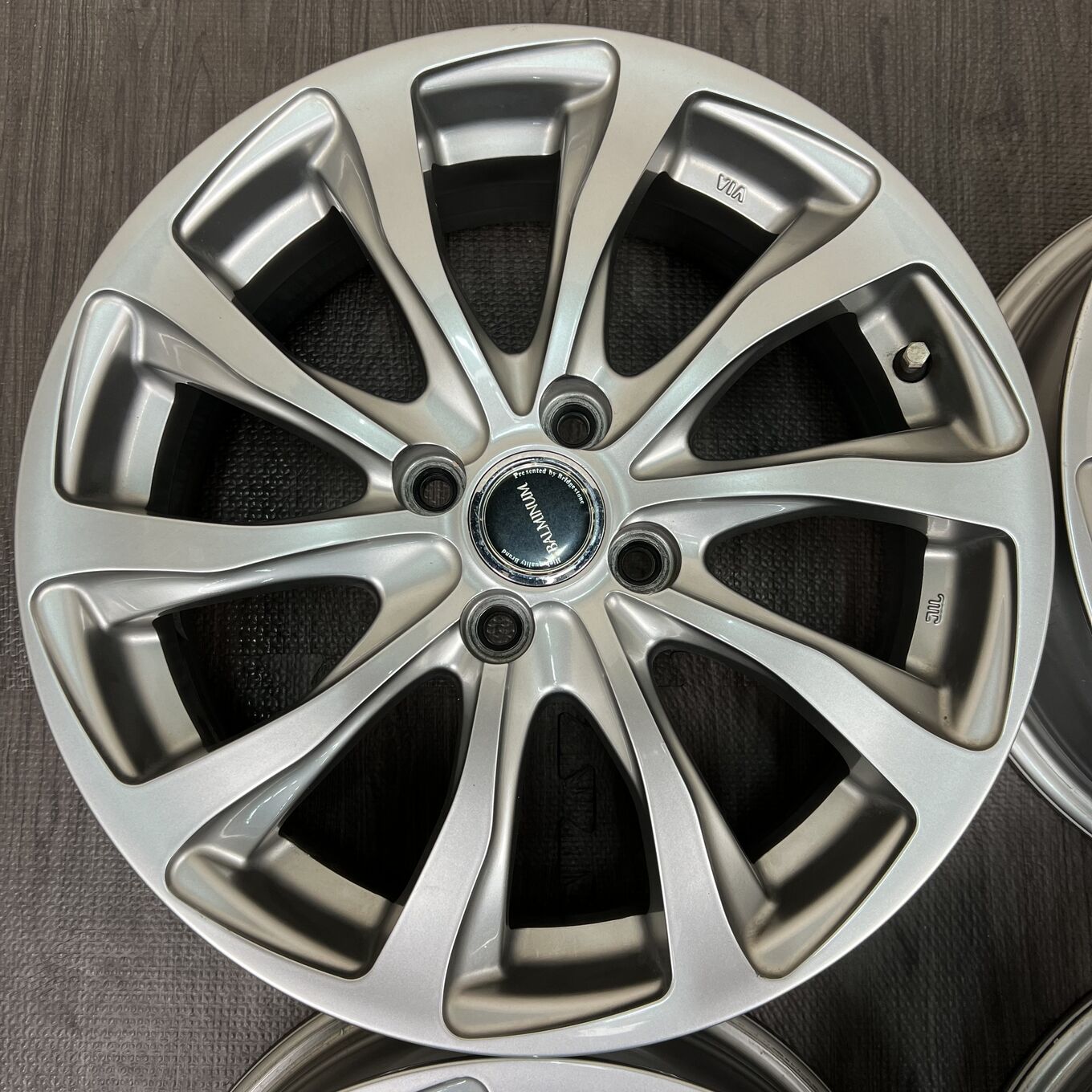 Goodyear BALMINUM TR-10 205/60 R16, фото 4
