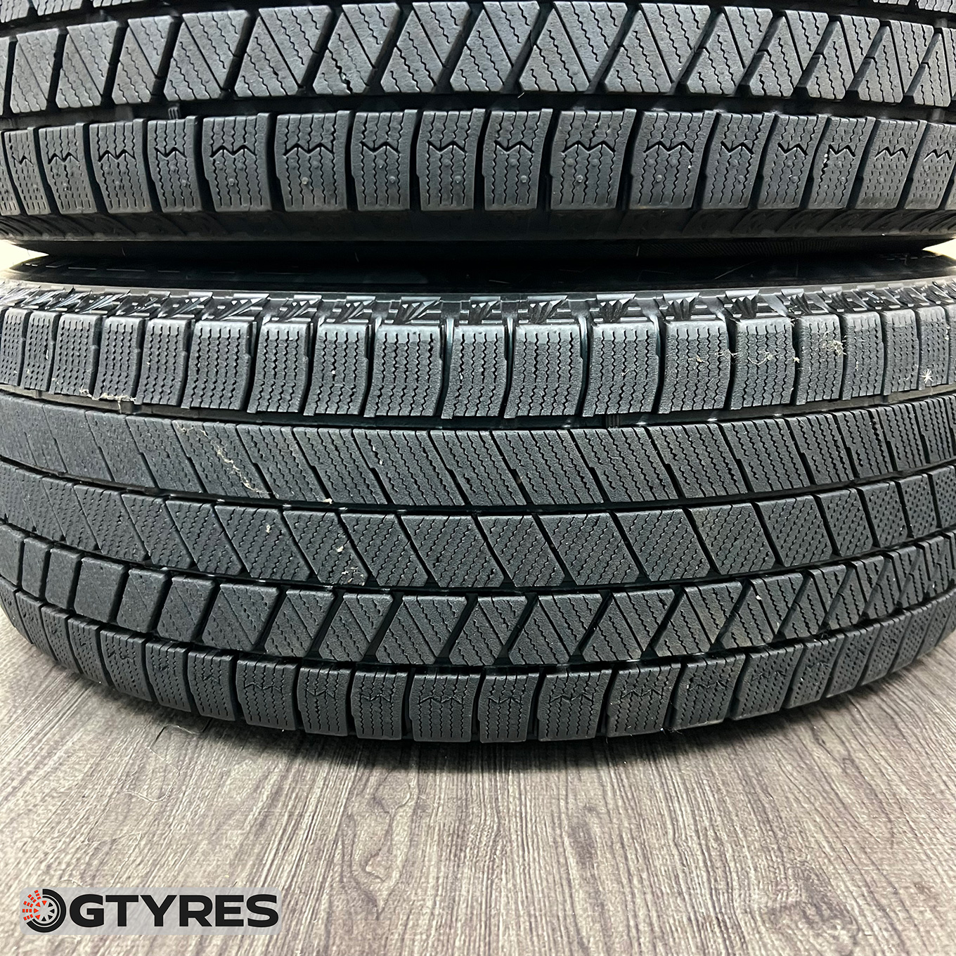 Bridgestone BLIZZAK VRX3 205/65 R16, фото 2