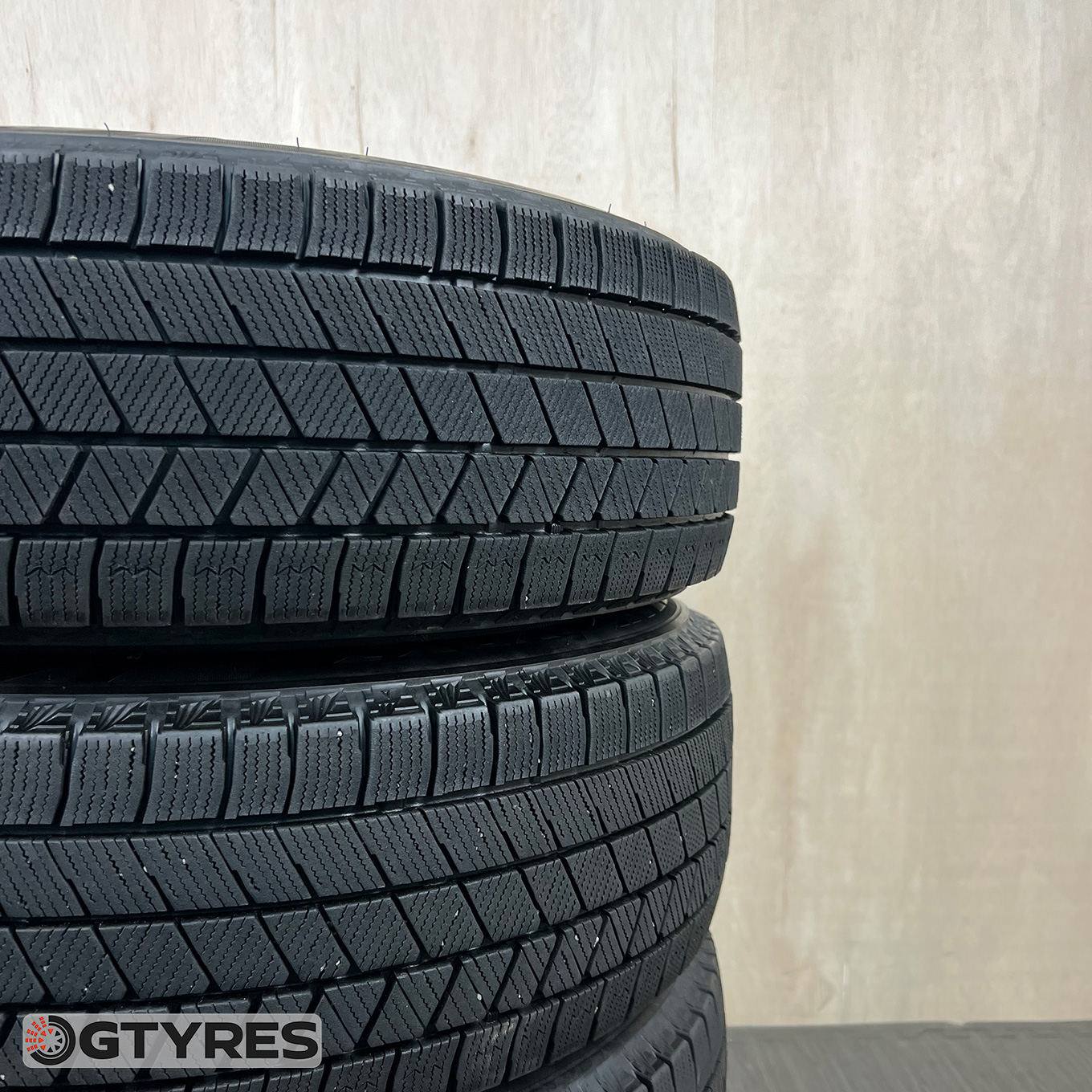 Bridgestone BLIZZAK VRX3 205/65 R16, фото 4