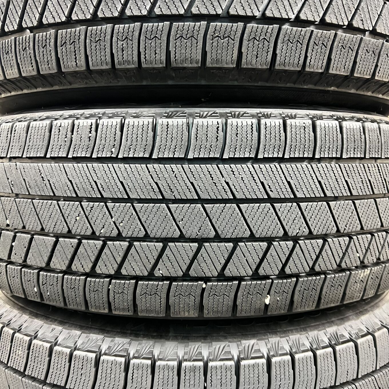 Bridgestone BLIZZAK VRX3 205/65 R16, фото 3