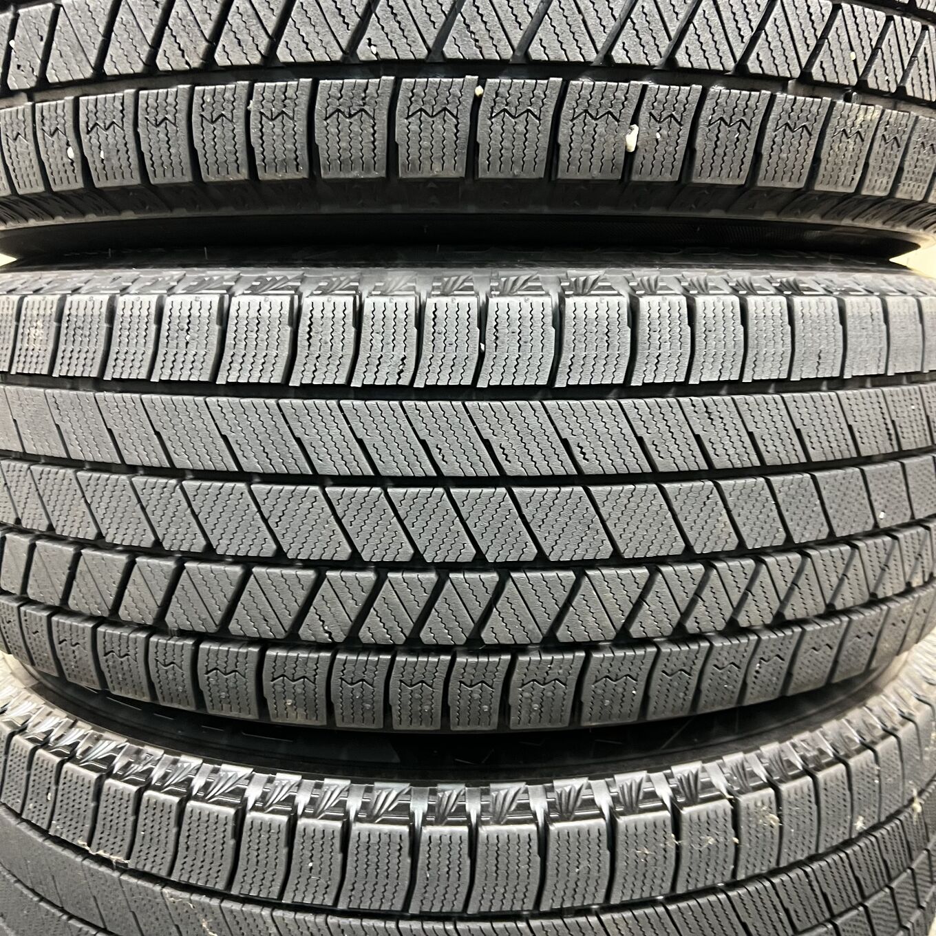 Bridgestone BLIZZAK VRX3 205/65 R16, фото 4