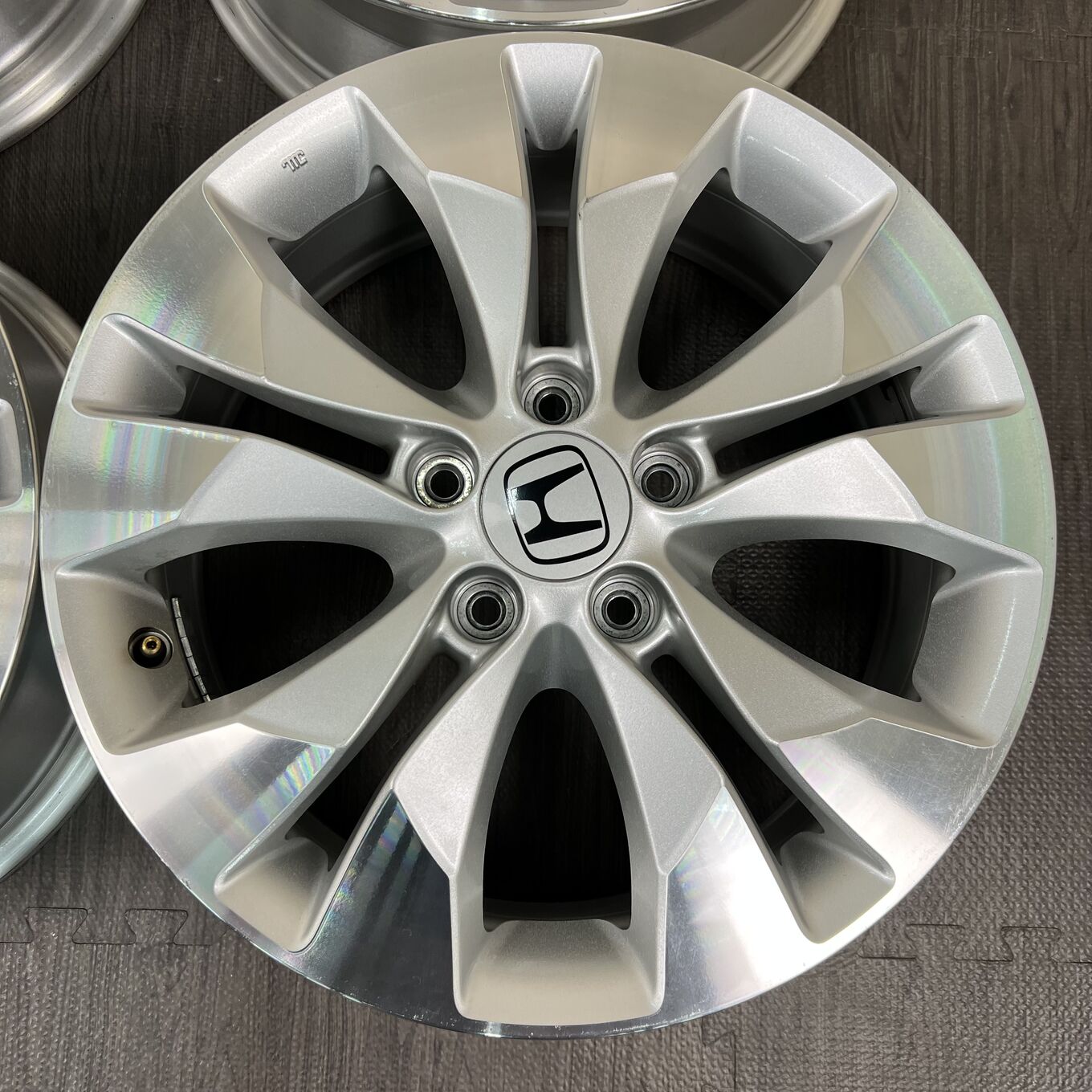 CR-V R17 6.5J ET50 5x114.3, фото 3