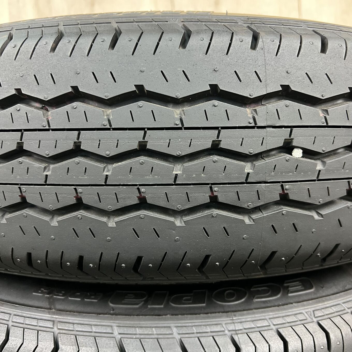 Bridgestone ECOPIA RD613 195/80 R15LT, фото 3