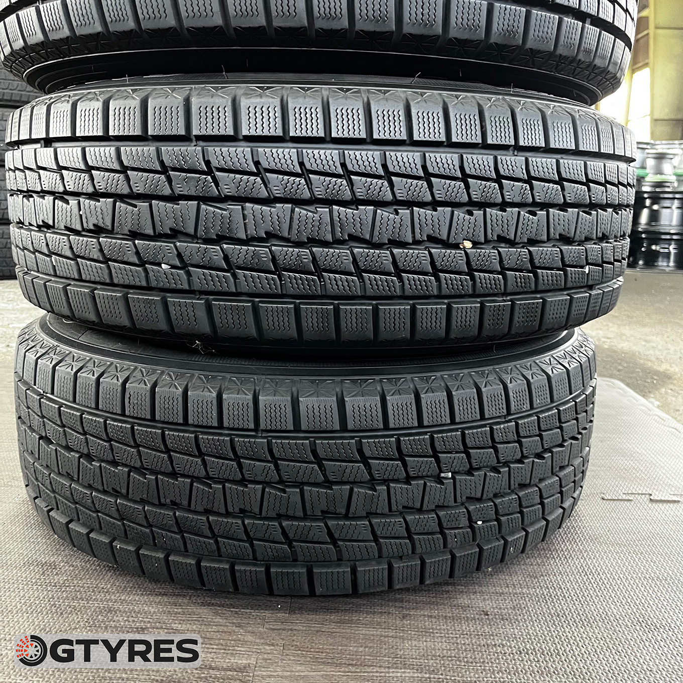 Goodyear ICE NAVI SUV 225/65 R17, фото 4