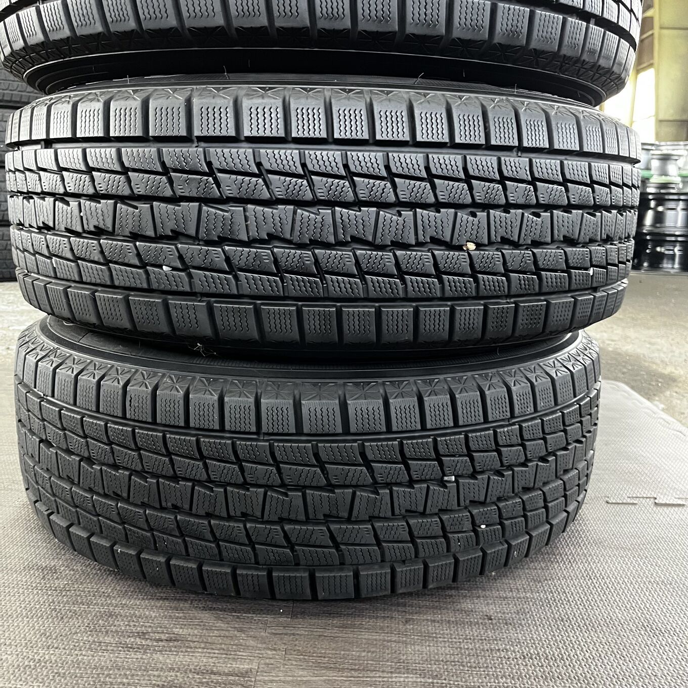 Goodyear ICE NAVI SUV 225/65 R17, фото 6