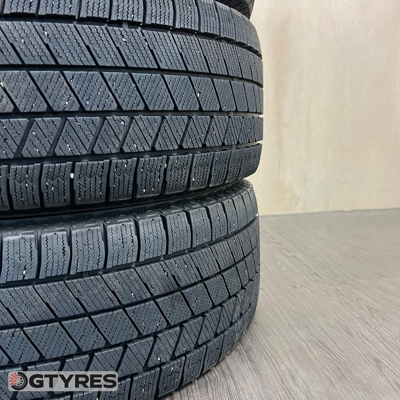 Bridgestone BLIZZAK VRX3 215/55 R16, фото 5