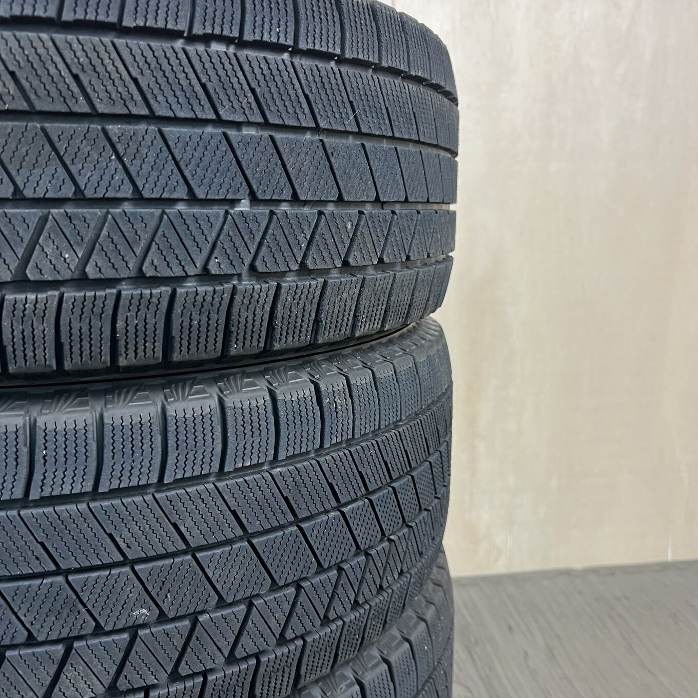 Bridgestone BLIZZAK VRX3 215/55 R16, фото 6