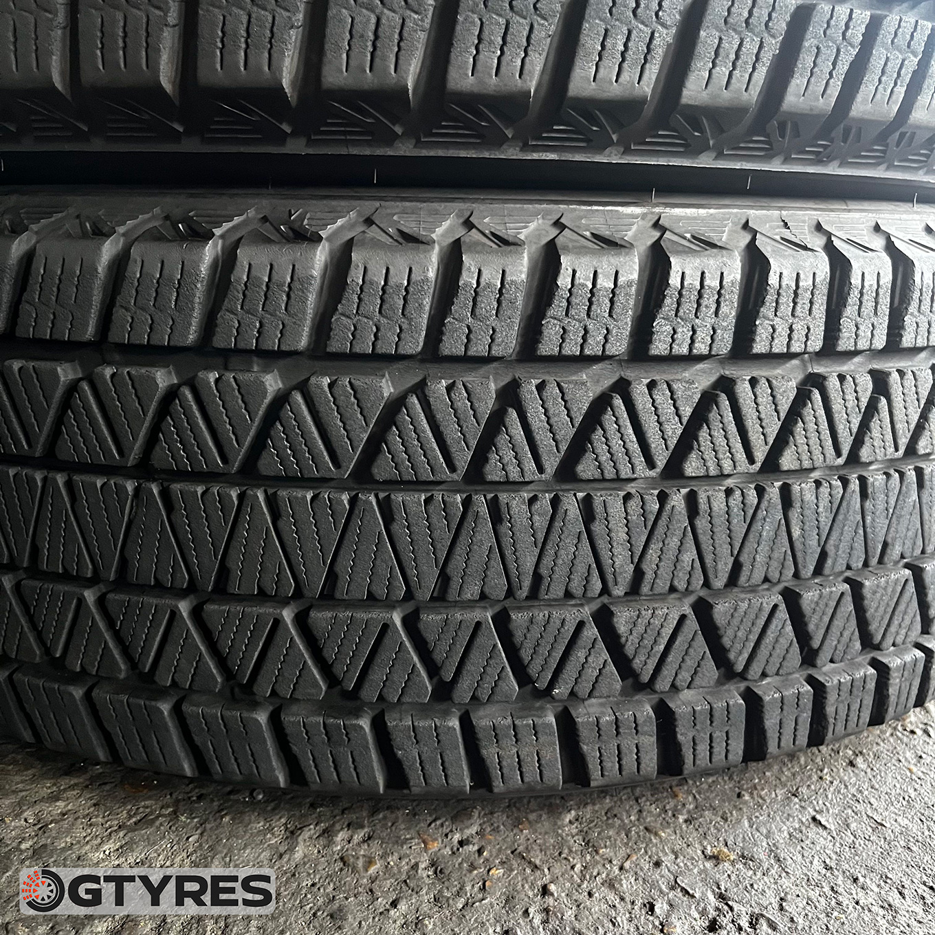 Bridgestone BLIZZAK DM-V3 225/65 R17, фото 2