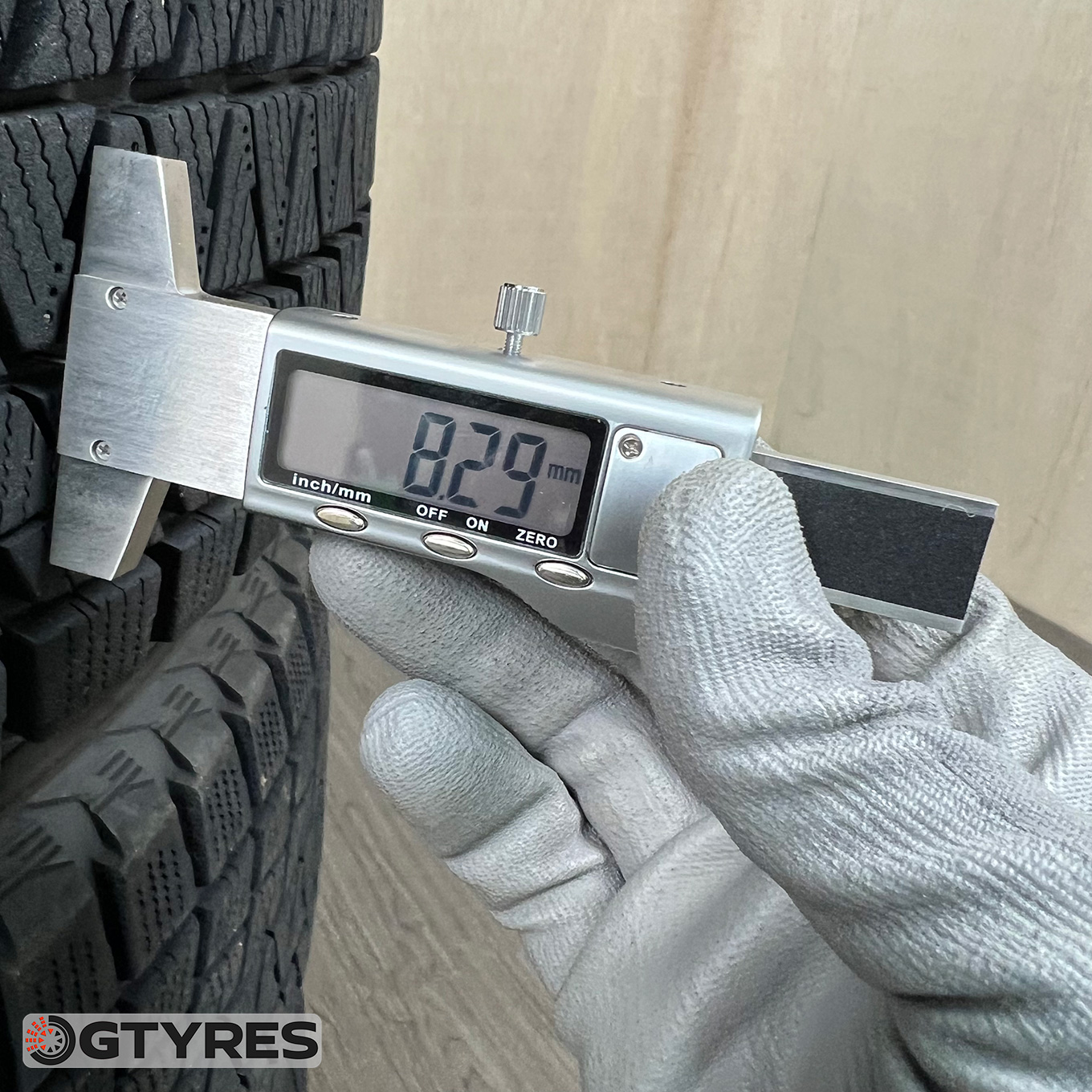 Bridgestone BLIZZAK DM-V1 215/65 R16, фото 6