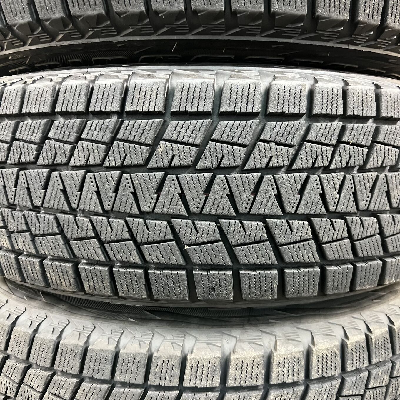 Bridgestone BLIZZAK DM-V1 215/65 R16, фото 3