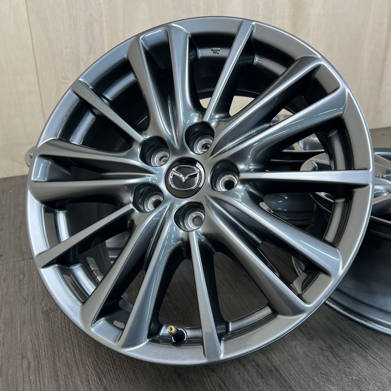 R17 7J ET45 5x114.3 CX-5 — 46 800 ¥/комплект