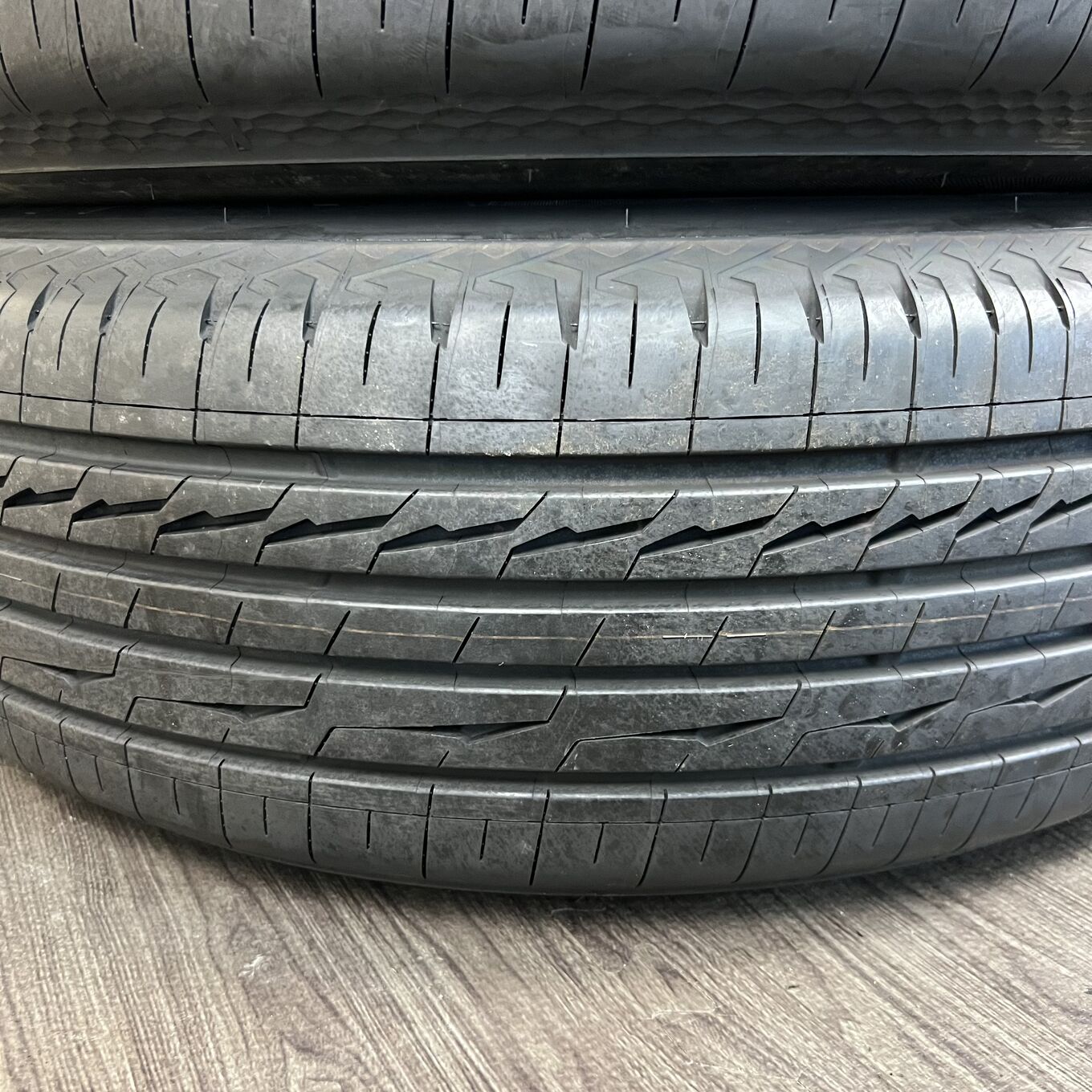 Bridgestone ALENZA LX100 225/65 R17, фото 5