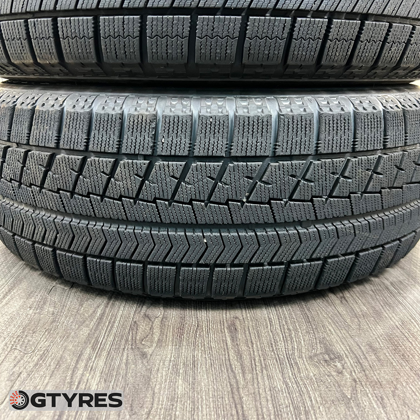 Bridgestone BLIZZAK VRX 215/60 R16, фото 2